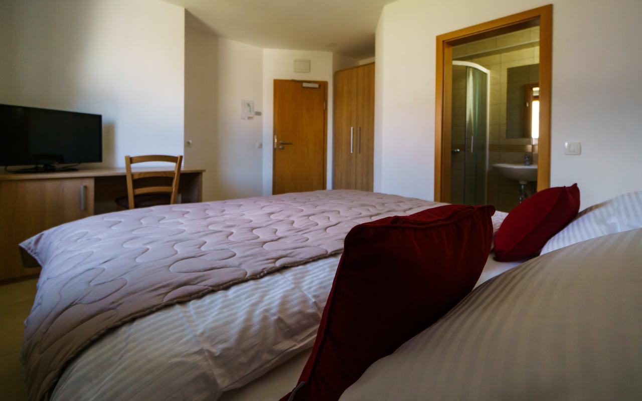 Bed & Breakfast Karun Церкле на Горенскем Екстериор снимка