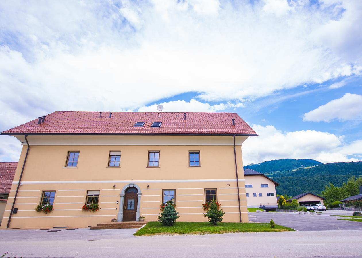 Bed & Breakfast Karun Церкле на Горенскем Екстериор снимка